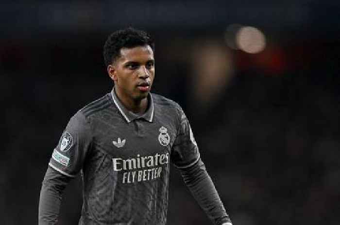 Arsenal 'considering' shock £5m Chelsea transfer as Rodrygo update emerges