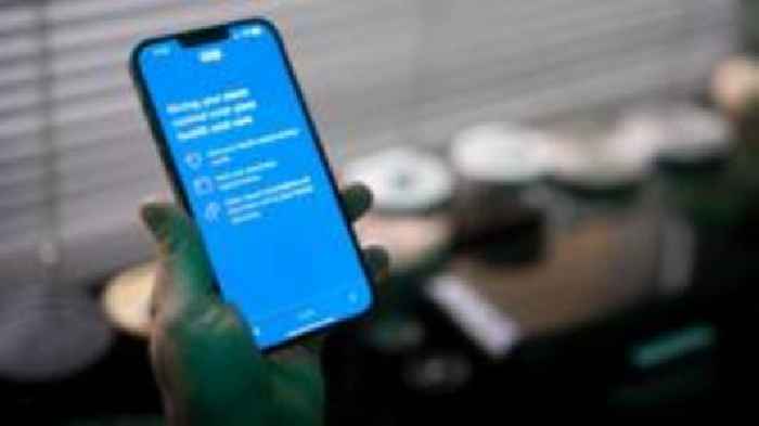 Plans for more patients to get test results via NHS app