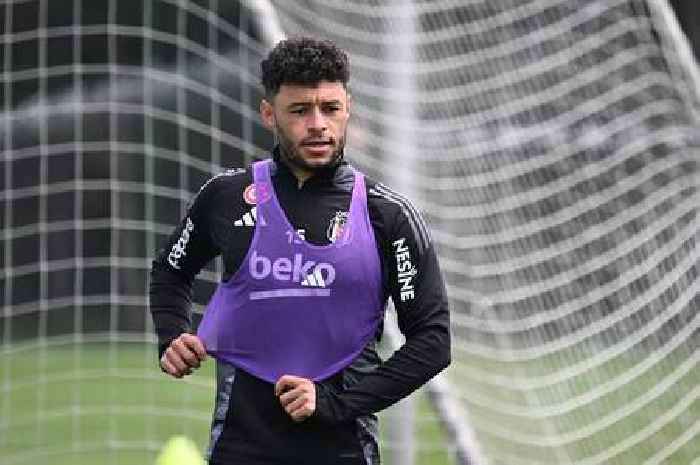Leicester City 'make offer' for England international as selling club try to offload wages