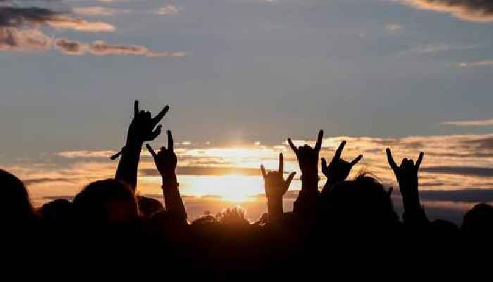 Download Festival weather forecast: Exact date 23C temperatures expected in positive update