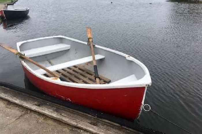 Brightlingsea boating lake remains closed due to algae that can cause vomiting and diarrhoea