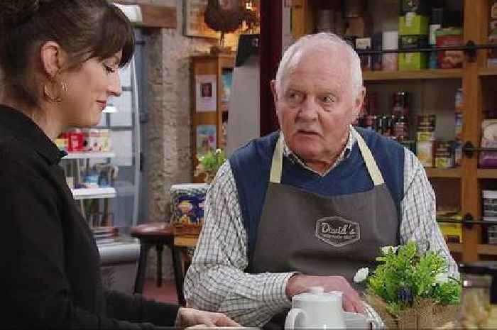 ITV Emmerdale legends tipped return after almost two decades as Eric Pollard's carer