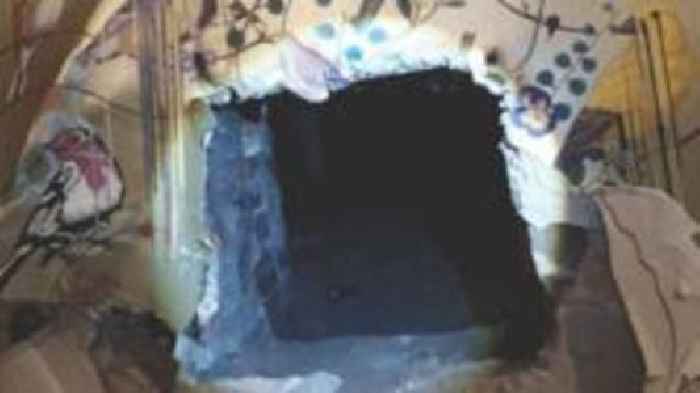Handbag burglars tunnel into shop in £250k heist