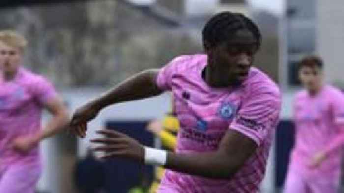 Walsall sign wing-back Clarke from Eastbourne