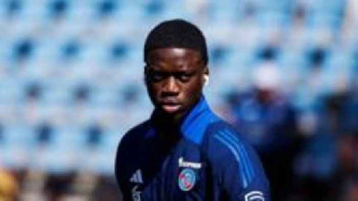 Chelsea sign Strasbourg defender Sarr for £12m