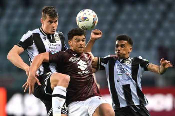 Leeds United close to sealing £17m transfer for Aston Villa linked defender