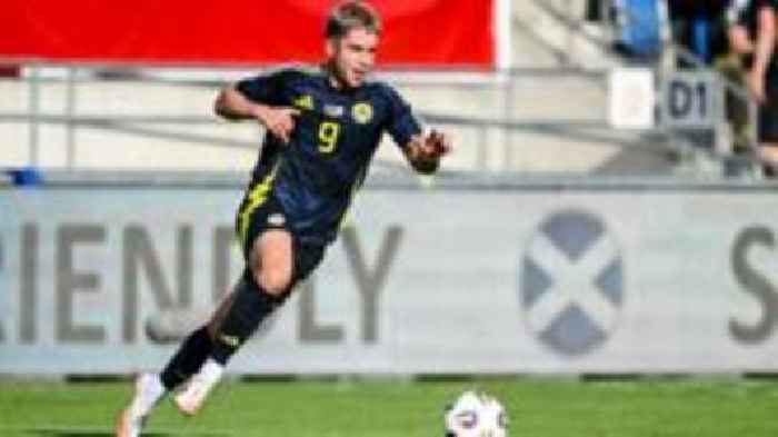 Hirst scores first Scotland goal in friendly win