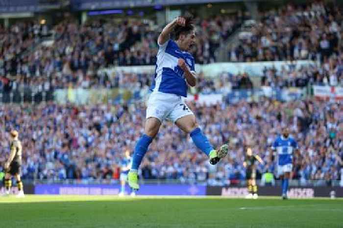 Tomoki Iwata makes Ayumu Yokoyama point clear as Birmingham City face transfer decision
