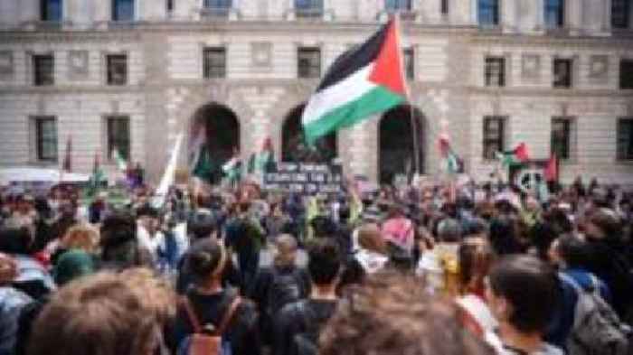 Foreign Office staff told to consider resigning if they disagree over Gaza