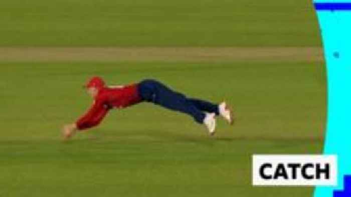 'That was outstanding!' - Brook takes stunning diving catch