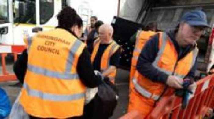 Public meeting calls for end to Birmingham bin strike