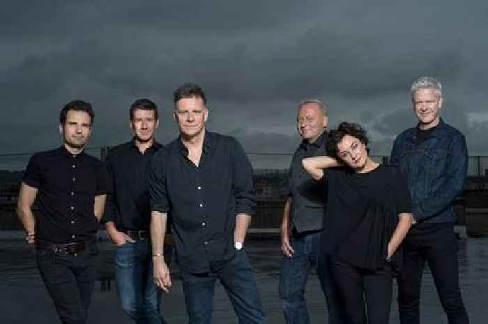Deacon Blue star 'seriously ill' as Scots band make heartbreaking show announcement