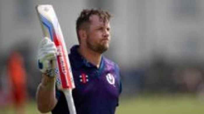 Record 191 for Munsey - but Scotland still lose to Dutch