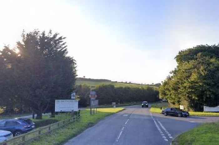 Live: A399 blocked due to rush-hour crash near pub