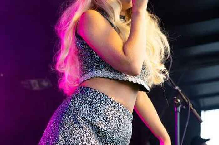 Sabrina Carpenter announces new album Man’s Best Friend