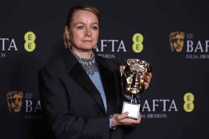 Award-winning Nottingham actor in King's Birthday Honours - full list of Nottinghamshire recipients