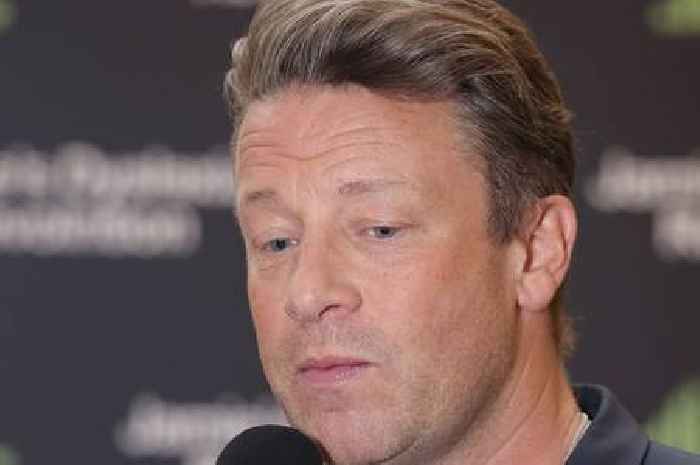 Jamie Oliver says 'I did alright' despite pain he suffers in emotional health admission