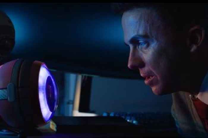 MOVIE REVIEW: We decide if AI-themed sci-fi-thriller 'Renner' is worth switching on