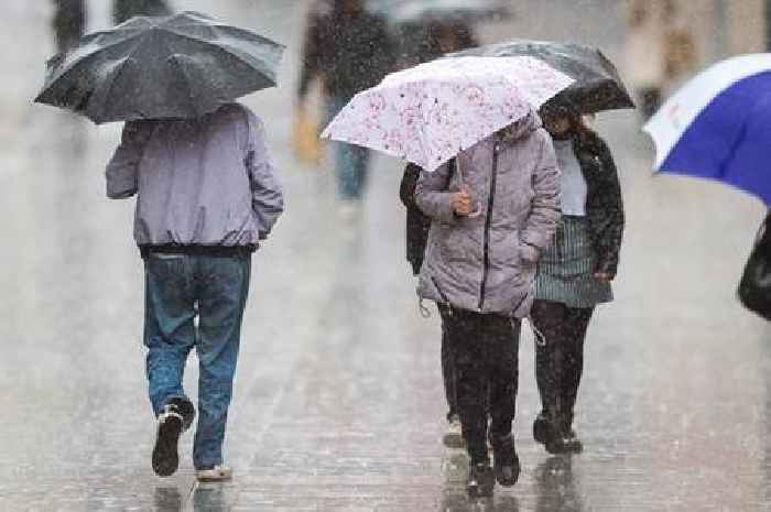 Stirling braced for heavy rain and thunderstorms as flood alert is issued