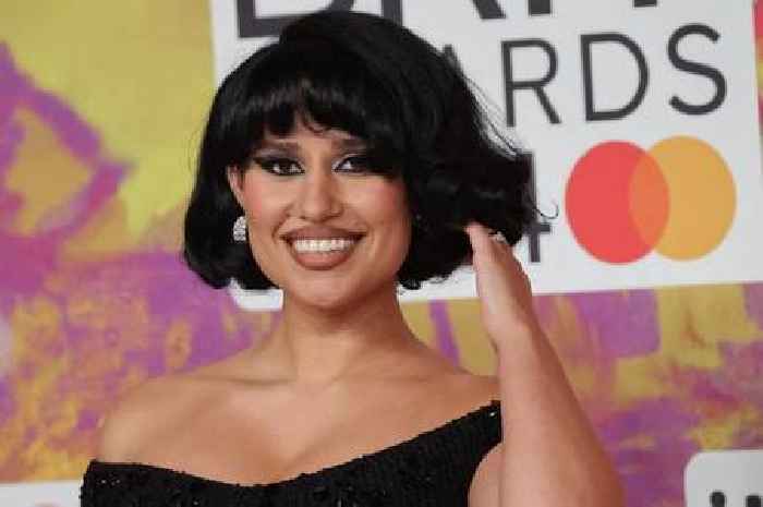 Mark Ronson and RAYE drop jazzy new song Suzanne