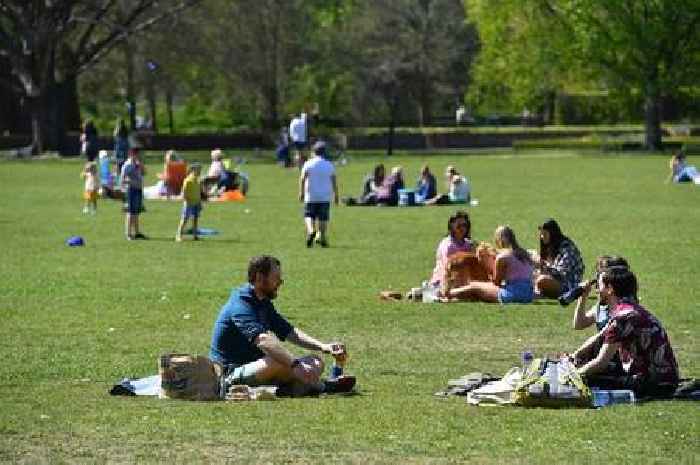 Met Office says summer will return to Wales within days with temperatures reaching 25°C