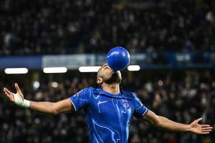 Chelsea have final £52m transfer chance as Enzo Maresca set for Hugo Ekitike boost