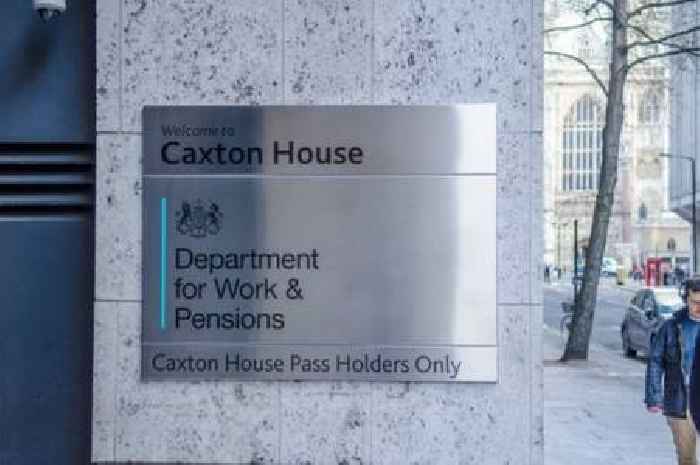 DWP issues major update over PIP and Universal Credit cuts as it 'considers impact'
