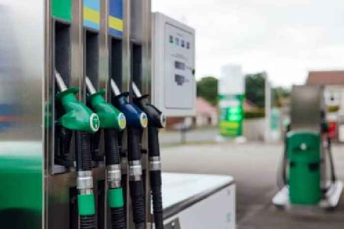 UK drivers urged to fill up their tanks this weekend before big change