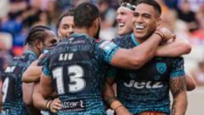 Leigh clinch dramatic win at Wakefield