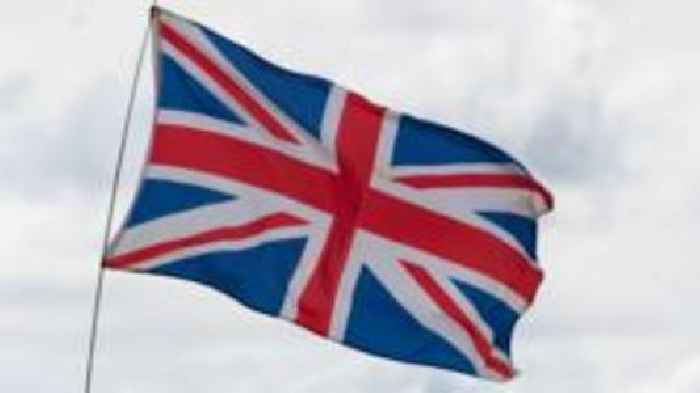 Council apologises in primary school union flag row