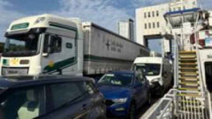Drivers turn to ferry to avoid new tunnel tolls
