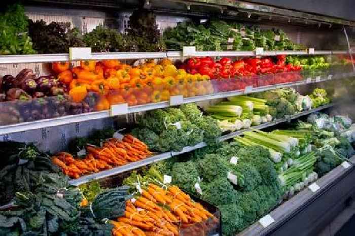Woman shares 'life-changing' supermarket hack to find out when fruit will expire
