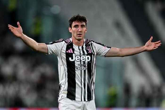 Transfer battle on the cards as Nottingham Forest 'join race' for Juventus defender