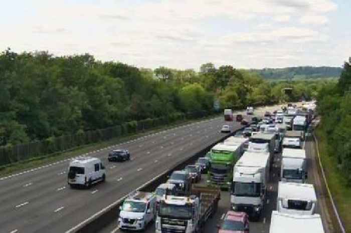 Kent M25 Live updates as long delays build after multi-vehicle crash