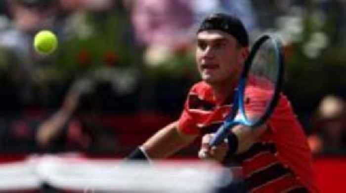 'Good to be home' - Draper cruises through at Queen's