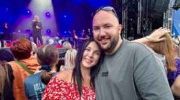 Pair's engagement proves a show-stopper for Barlow