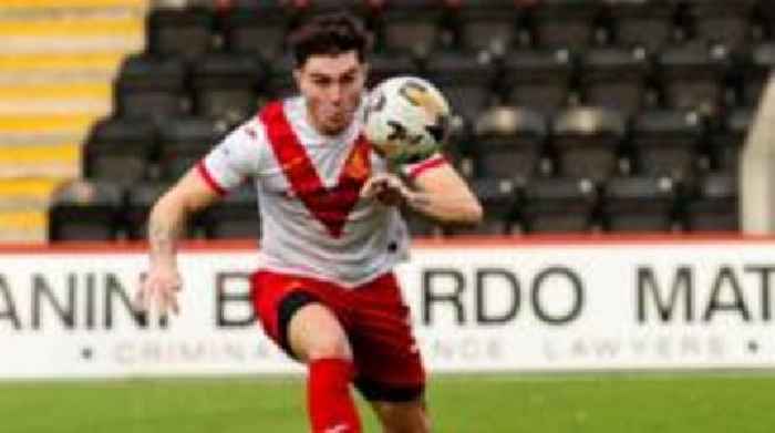 Walsall sign Airdrieonians defender Hancock
