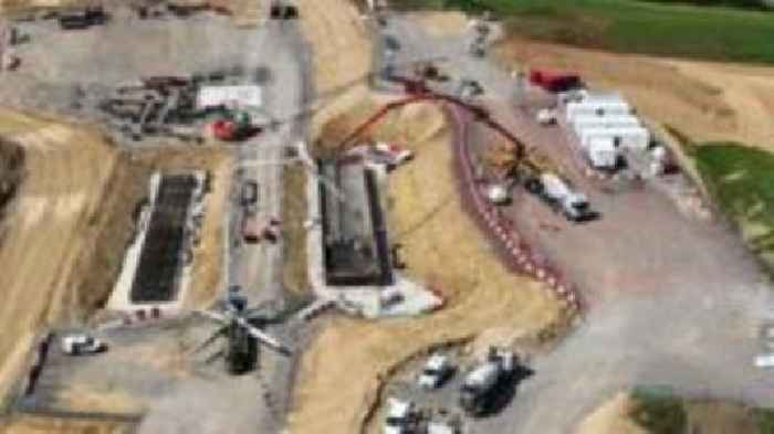 Commuter road closed due overrunning works