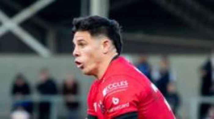 Stone moves to Warrington on loan from Salford