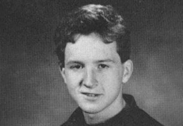 15 Early & Strange Jobs Of Our Favorite Comedians