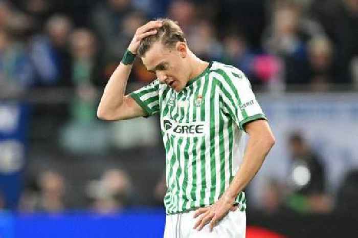 Aston Villa on red alert after manager holds transfer talks