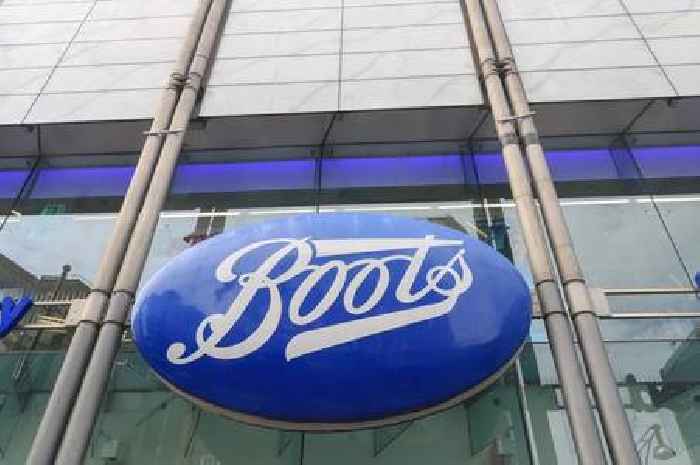 Boots shoppers say 'miracle' £10 serum is better than luxury brand worth £65