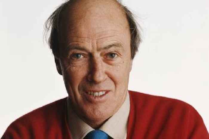 Drawings by Roald Dahl for memoir Boy to be sold at auction