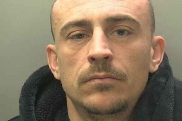He bombarded his ex with 1,000 calls and threatened to disfigure her 'so nobody wants you'