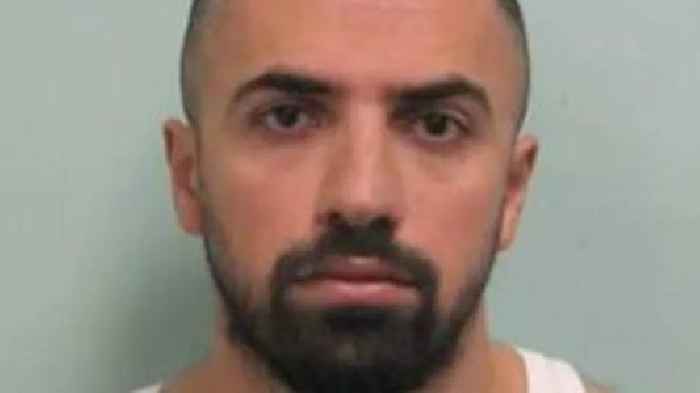 Ex-lawyer fighting extradition over gang boss murder 'fears revenge attack'