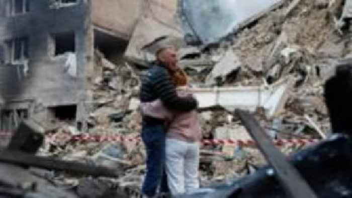 At least 14 killed and dozens injured in Russian strike on Kyiv