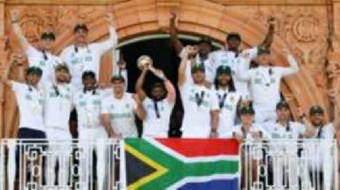 De Villiers calls for WTC change despite SA victory