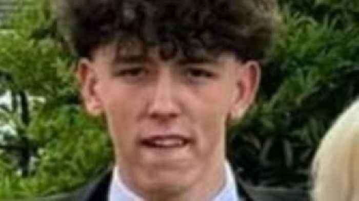 Teen stabbed and left for dead, murder trial told