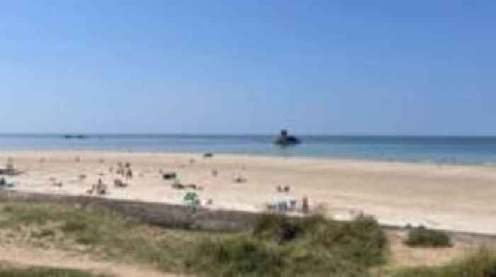 Weather advice issued as hot weekend forecast