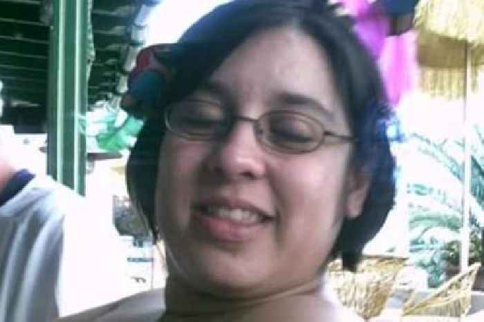 Mum who spent double her mortgage on junk food loses 8st after mortifying holiday moment